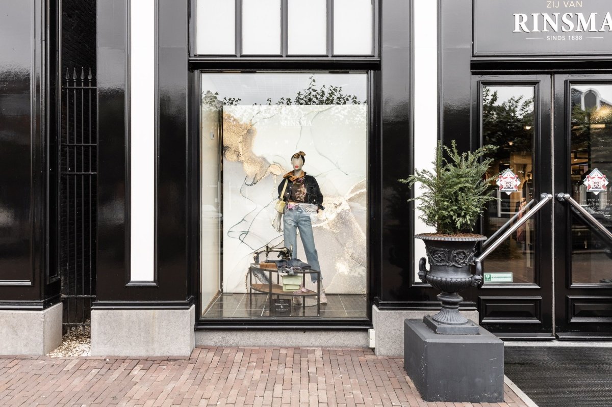 Beleuchteter Wandrahmen